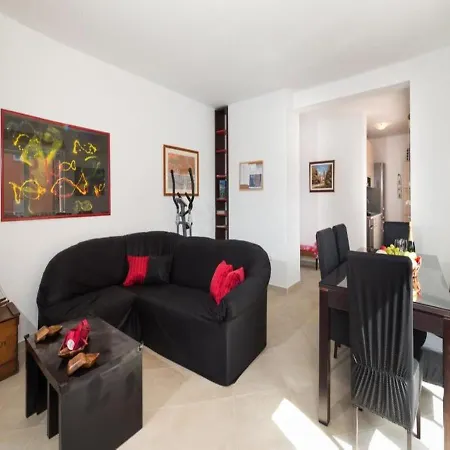 Apartment Azzura