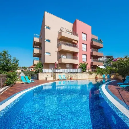 Azzura Apartment Trogir