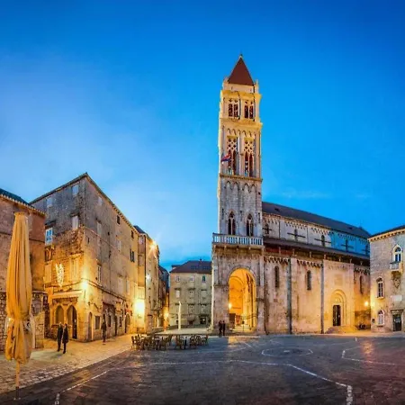 Azzura * Trogir