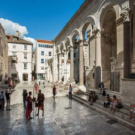 Azzura * Trogir